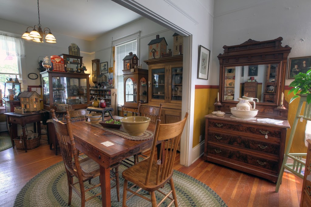 Home Again Antiques | 21631 Main St NE, Aurora, OR 97002, USA | Phone: (503) 678-0227