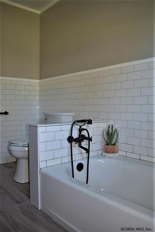 Mycek Roofing and Remodeling | 146 Market St, Amsterdam, NY 12010, USA | Phone: (518) 225-8845