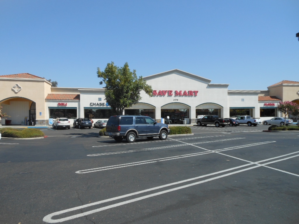 Save Mart | 2179 Shaw Ave, Clovis, CA 93611, USA | Phone: (559) 297-1338