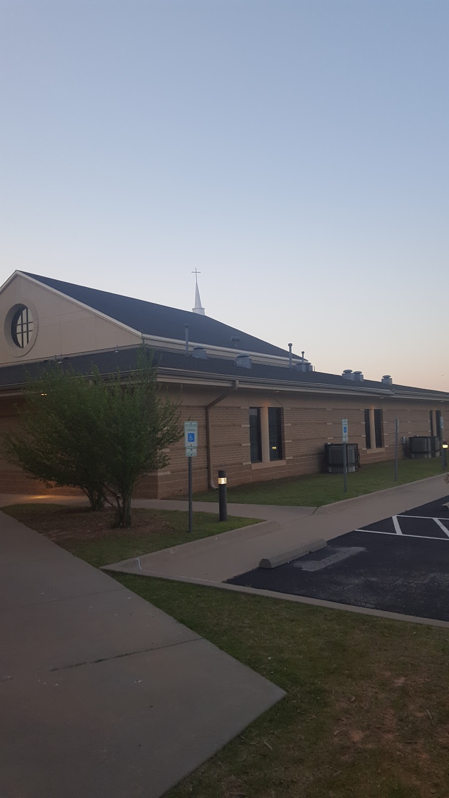 First Christian Church | 11950 E Reno Ave, Midwest City, OK 73130, USA | Phone: (405) 769-2717