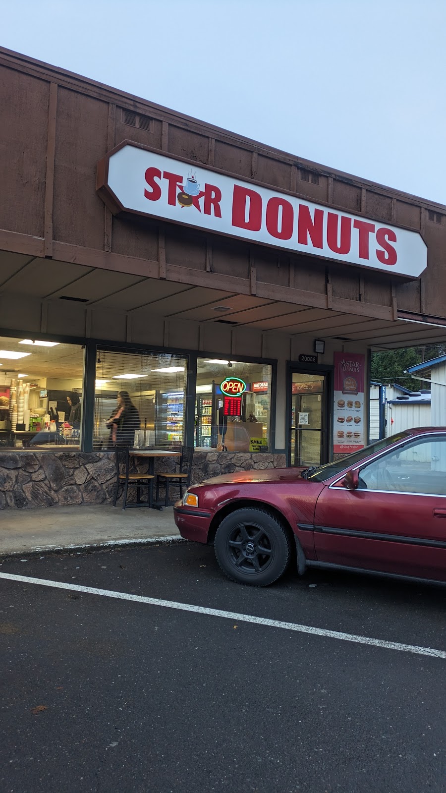 Star Donuts | 20088 CA-88, Pine Grove, CA 95665, USA | Phone: (209) 296-5488