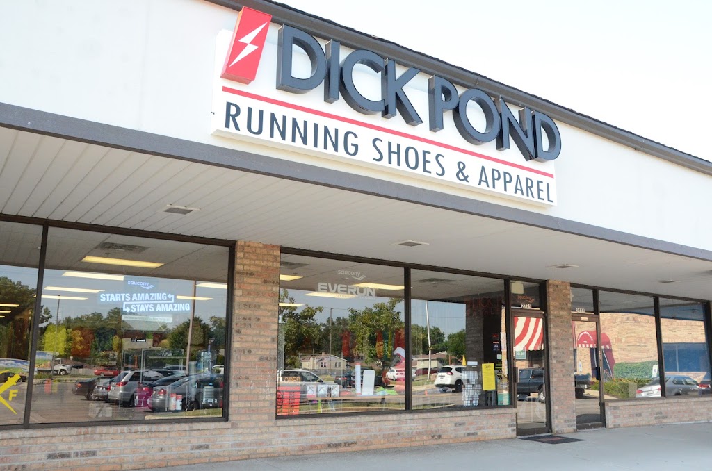 Dick Pond Athletics Lisle | 2775 Maple Ave, Lisle, IL 60532, USA | Phone: (630) 357-6884