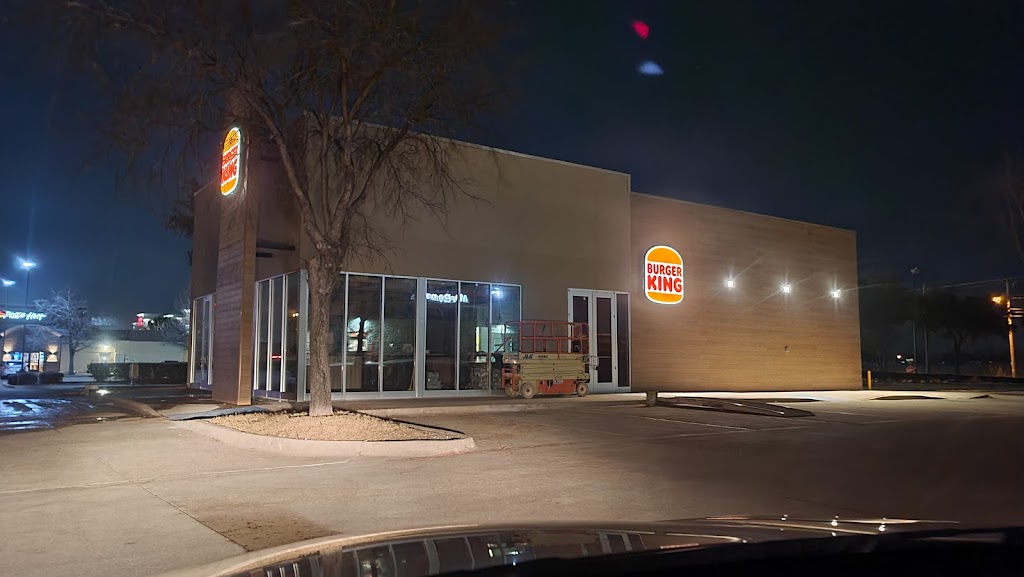 Burger King | 3204 SE Loop 820, Forest Hill, TX 76140, USA | Phone: (682) 268-5950