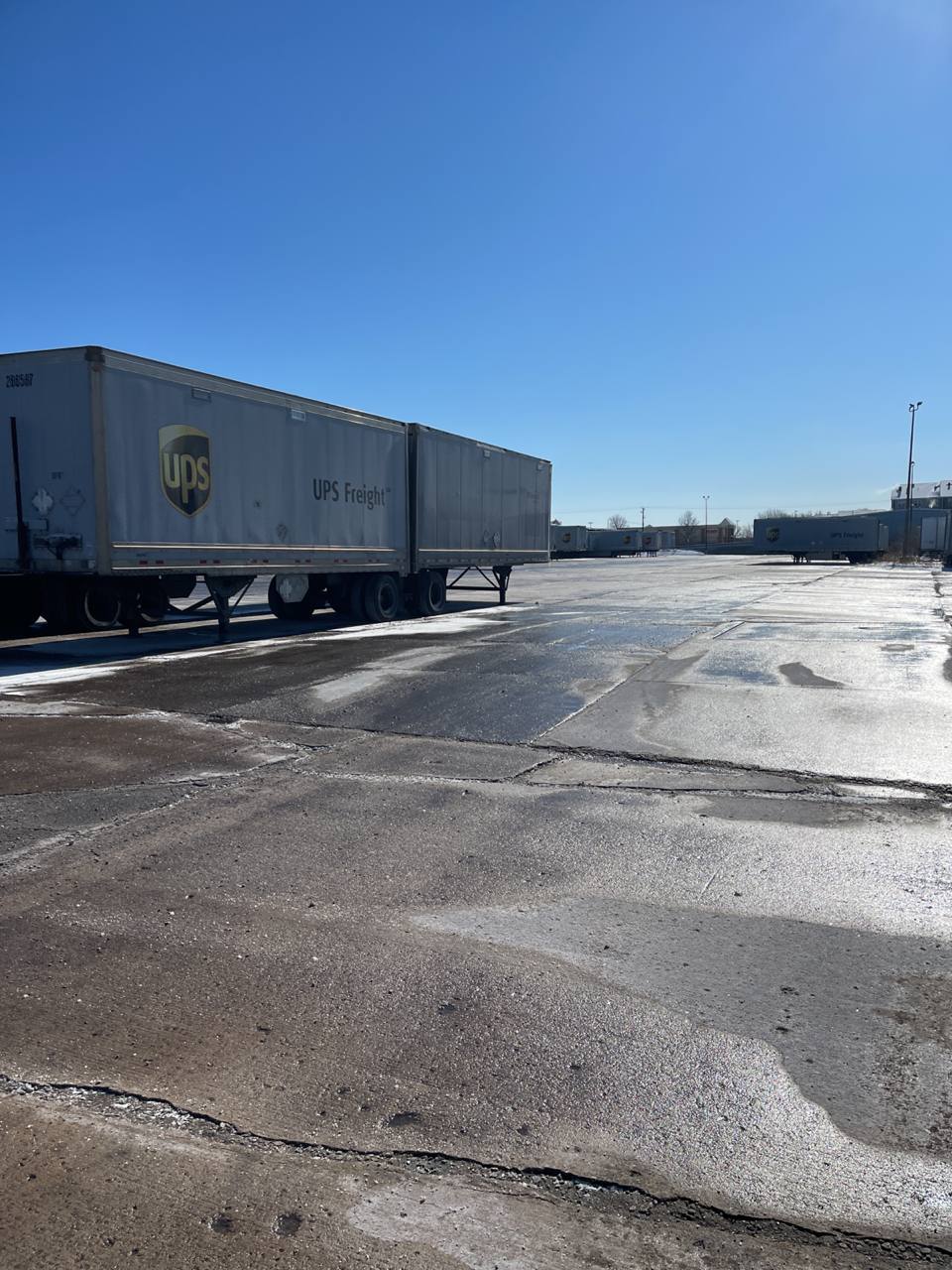 UPS Freight Service Center | 8500 Naples St NE, Blaine, MN 55449, USA | Phone: (763) 780-9800