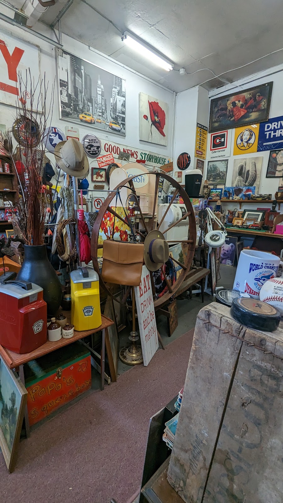 Bobs Boys Antiques and collectibles. | 302 Canboro Rd, Ridgeville, ON L0S 1M0, Canada | Phone: (905) 736-0051