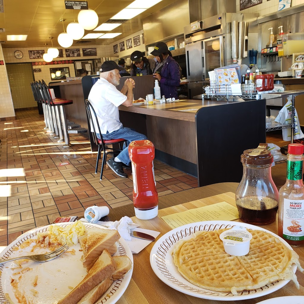 Waffle House | 200 W Hanes Mill Rd, Winston-Salem, NC 27105, USA | Phone: (336) 377-2444