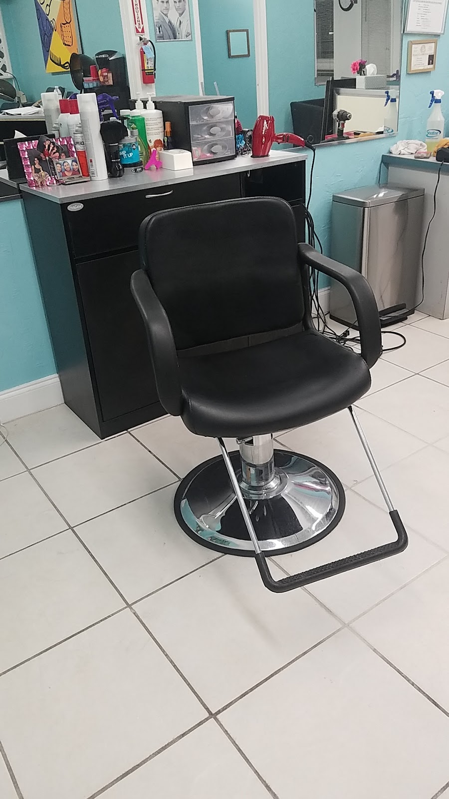 Annas Salon | 1601 Corrin Ave, Blue Mound, TX 76131, USA | Phone: (817) 232-4554