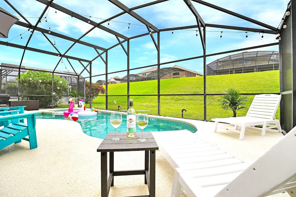 Mad Men Magic Kingdom House | 2751 Emerald Island Blvd, Kissimmee, FL 34747, USA | Phone: (301) 275-9078