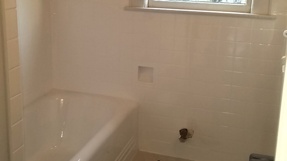 Crown Tubs and Tiles Refinishing | Shirley Pkwy, Piscataway, NJ 08854, USA | Phone: (732) 595-2608