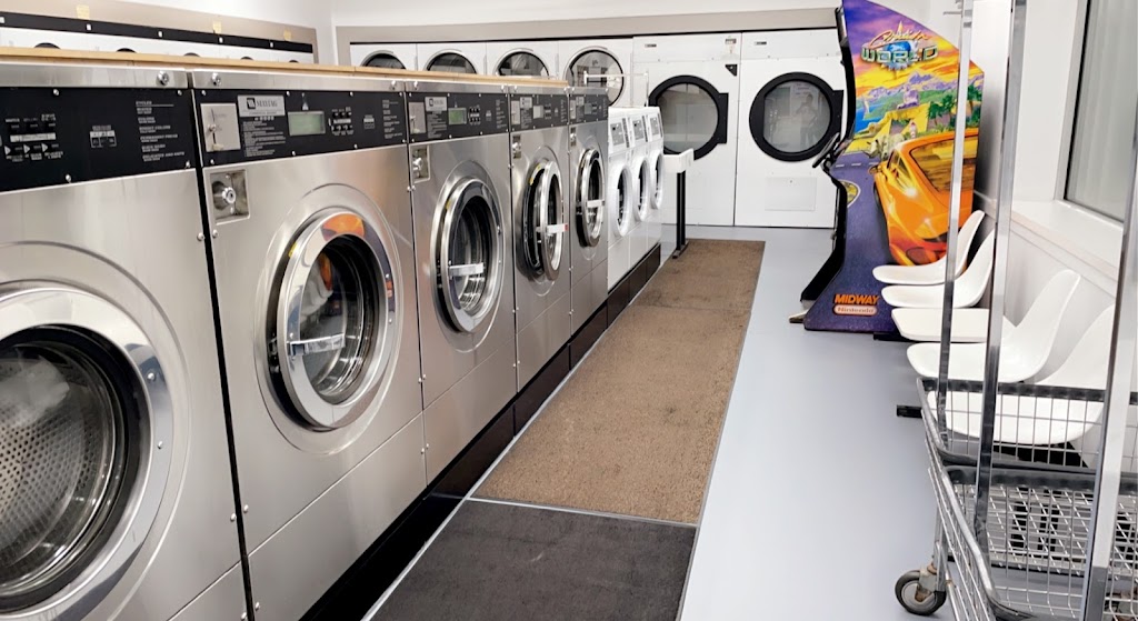 Wash & Dry Coin Laundry | 26978 Plymouth Rd, Redford Charter Twp, MI 48239, USA | Phone: (313) 952-2132