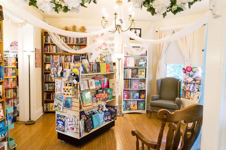 Afterwords Books | 441 E Vandalia St, Edwardsville, IL 62025, USA | Phone: (618) 655-0355