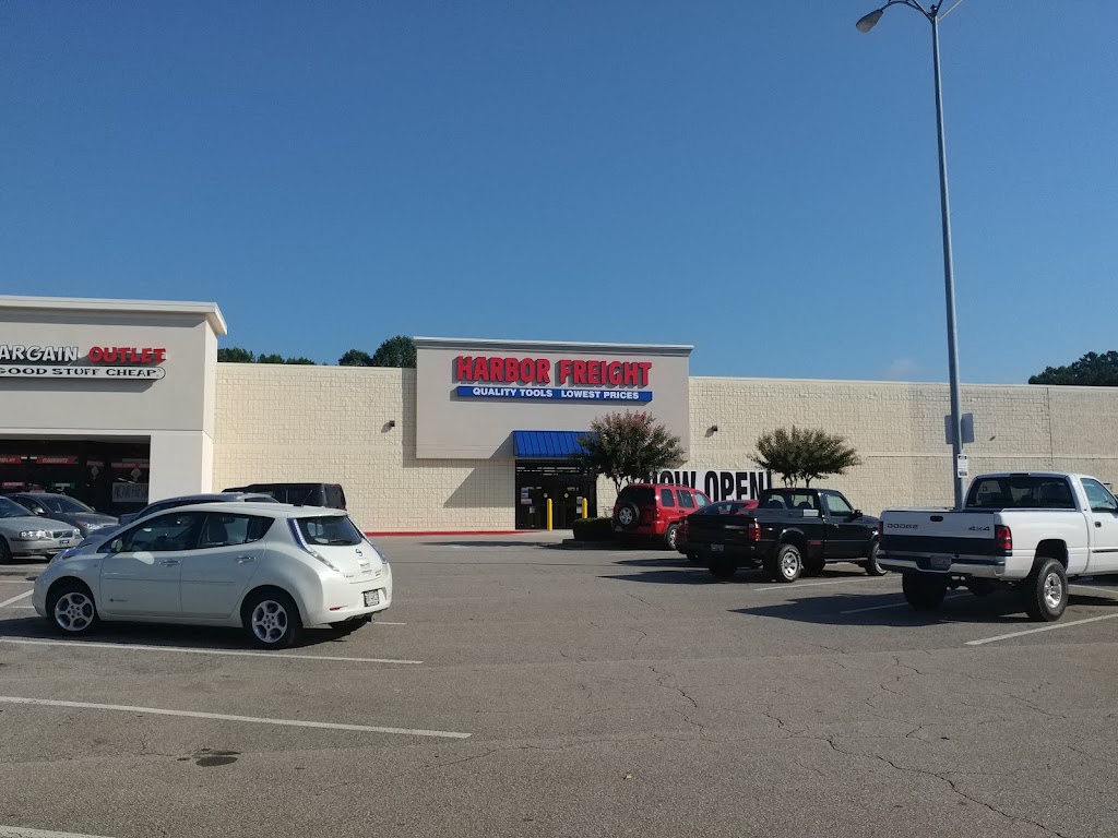 Harbor Freight Tools | 1750 Marietta Hwy, Canton, GA 30114, USA | Phone: (678) 493-5280