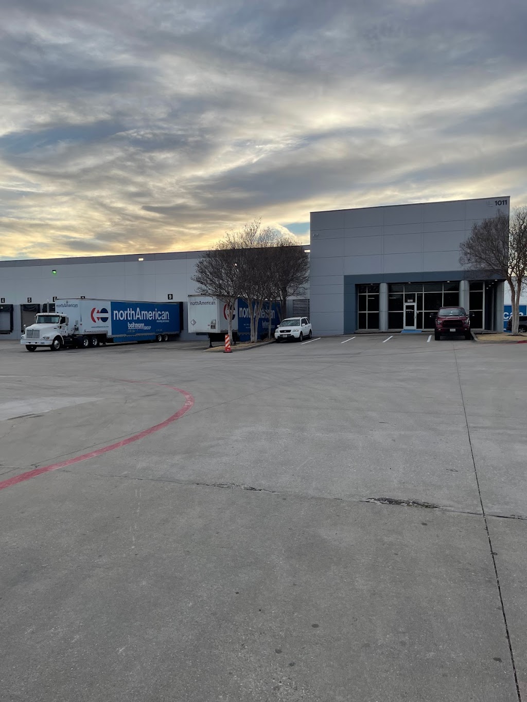 Beltmann Moving and Storage | 1011 N Royal Ln suite 300, Irving, TX 75063, USA | Phone: (214) 856-0095