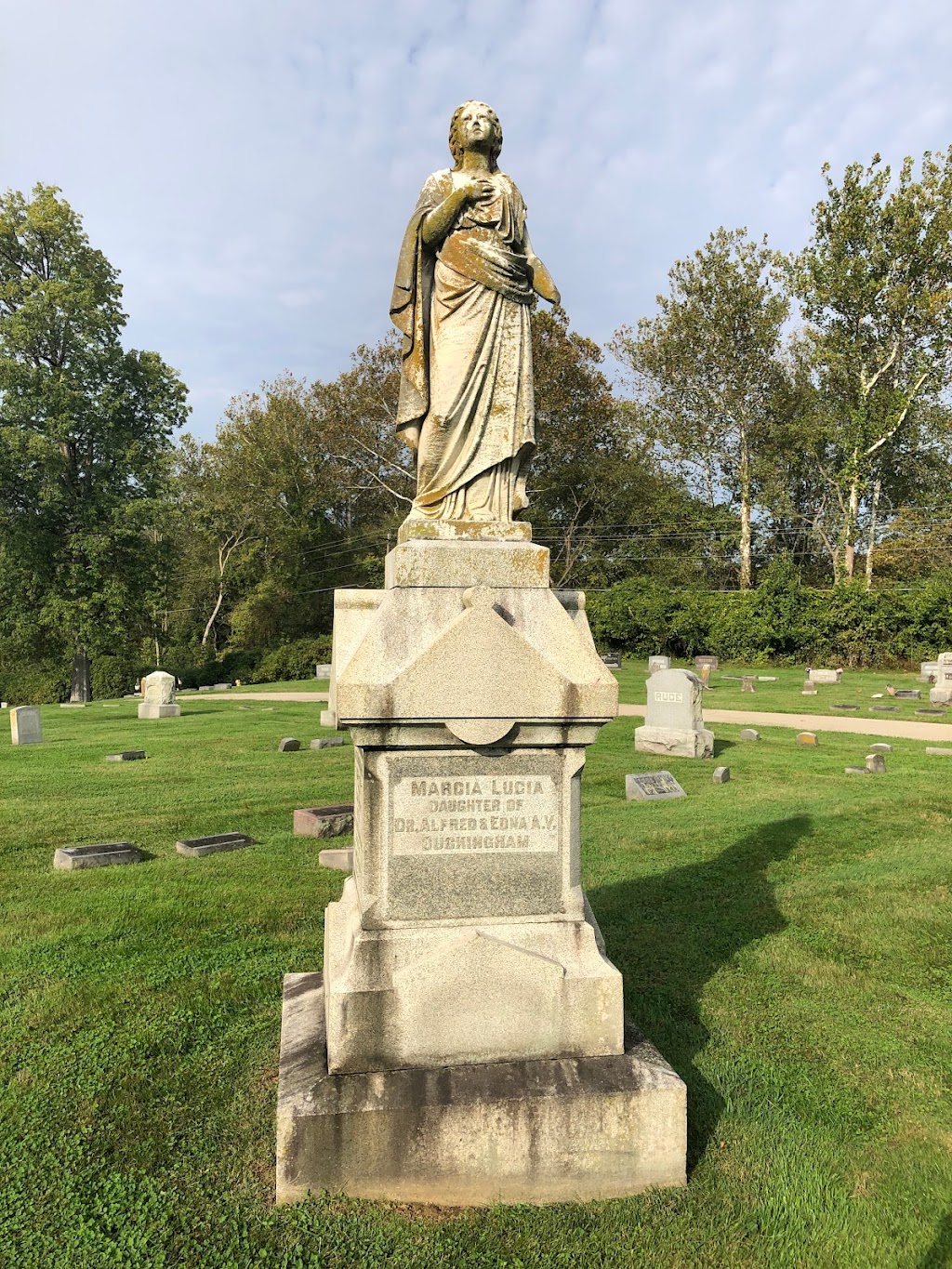 Evergreen Cemetery | 234 Center St, Loveland, OH 45140, USA | Phone: (513) 248-3728