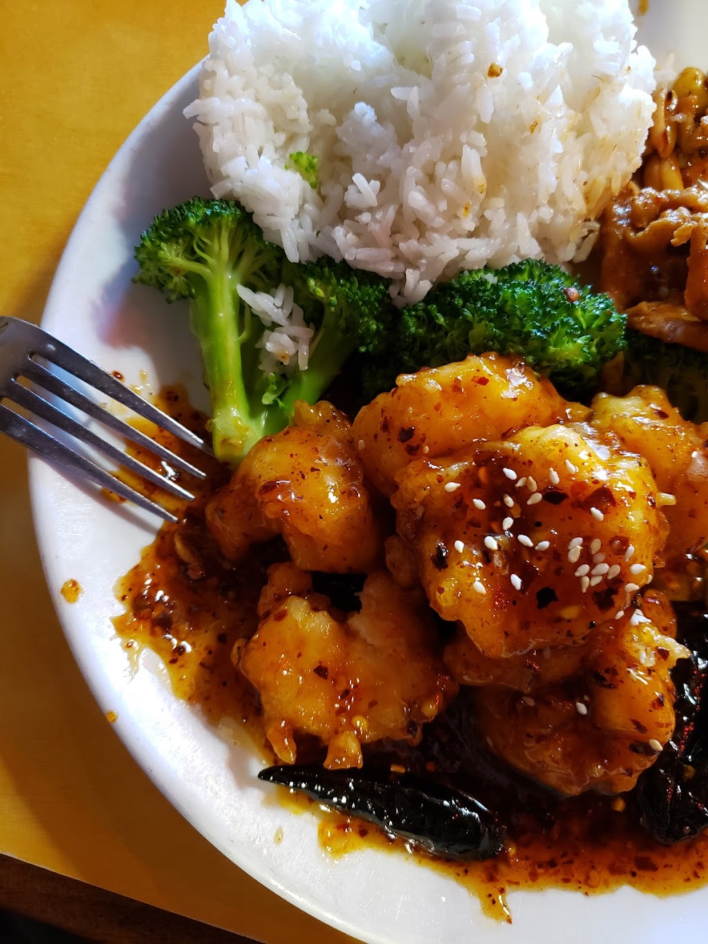 Chefs Chinese Food | 233 El Cerrito Plaza, El Cerrito, CA 94530, USA | Phone: (510) 525-8737