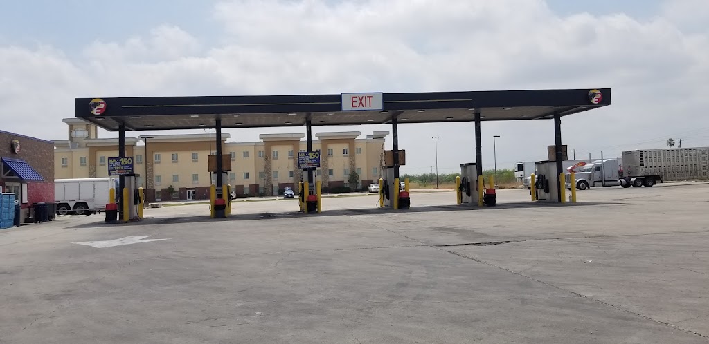 Exxon - Mathis Travel Center | 10538 TX-359, Mathis, TX 78368, USA | Phone: (361) 547-9937