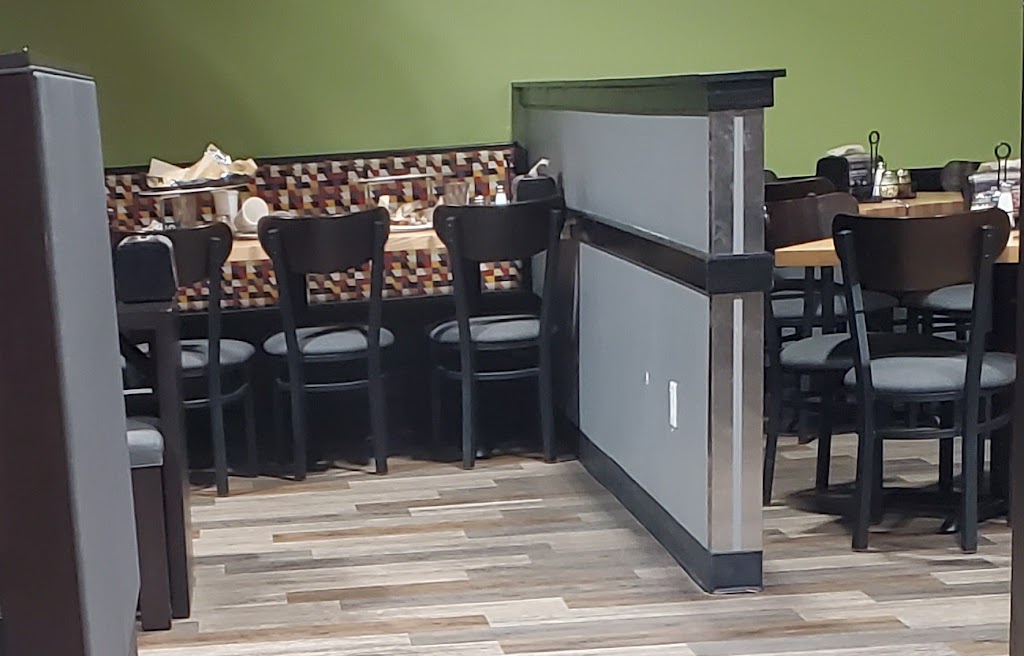 Round Table Pizza | 29910 Murrieta Hot Springs Rd, Murrieta, CA 92563, USA | Phone: (951) 677-1014