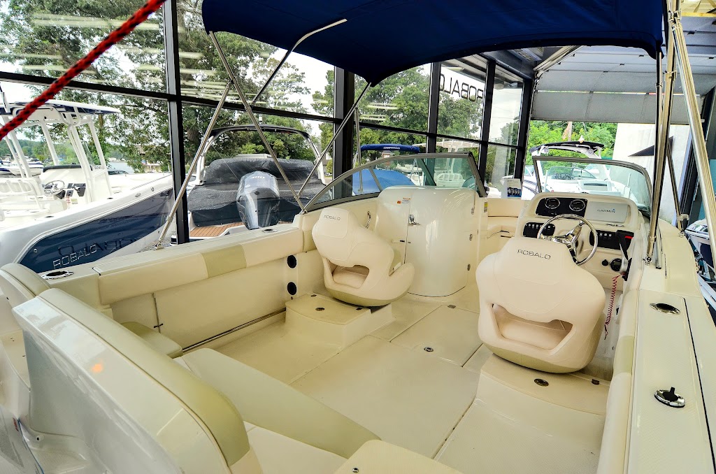 Waterfront Marine | 2822 Solomons Island Rd, Edgewater, MD 21037, USA | Phone: (443) 949-9041