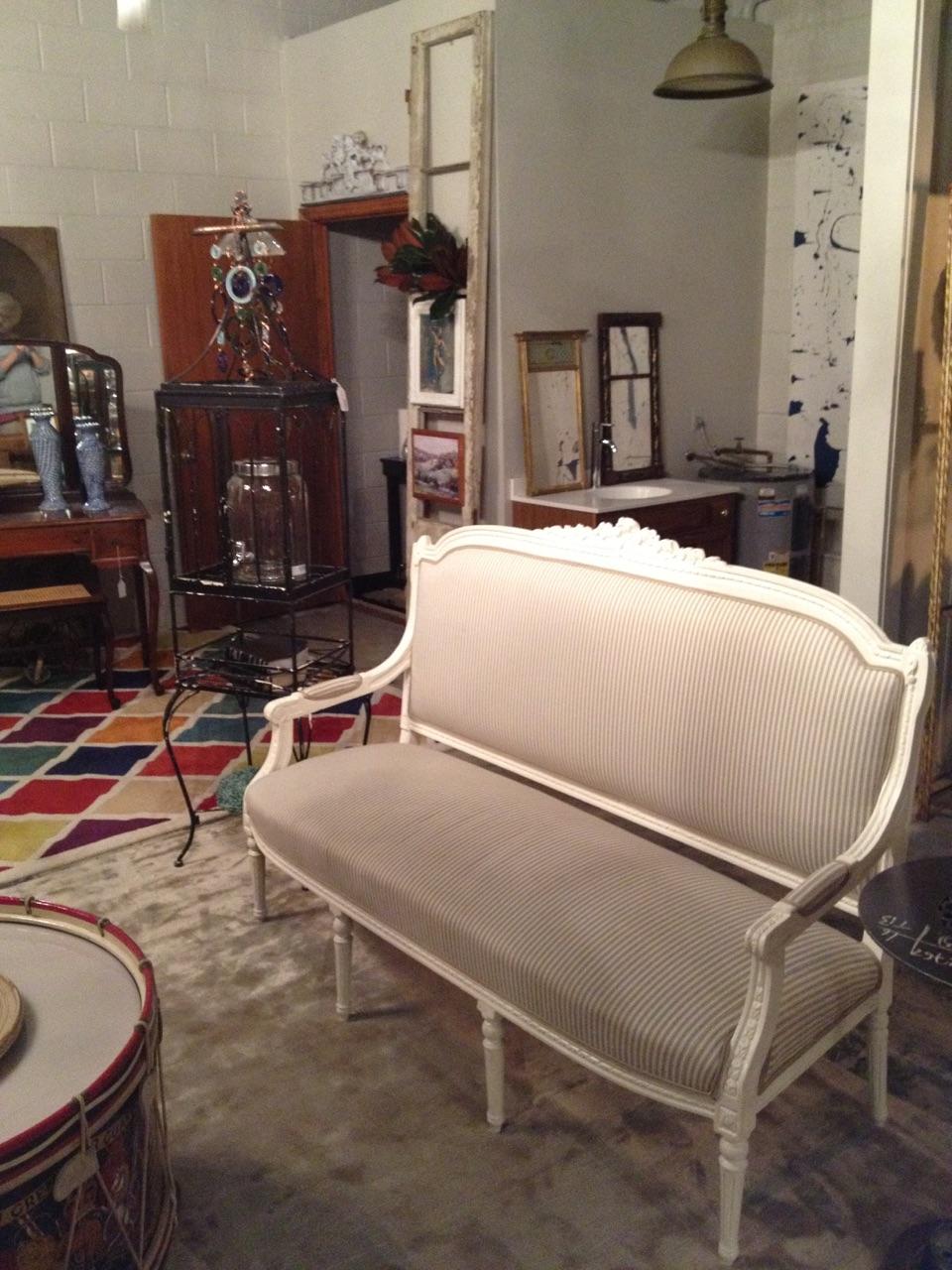The Gallery at Lewisville Vintage | 6790 Shallowford Rd, Lewisville, NC 27023, USA | Phone: (336) 946-6163