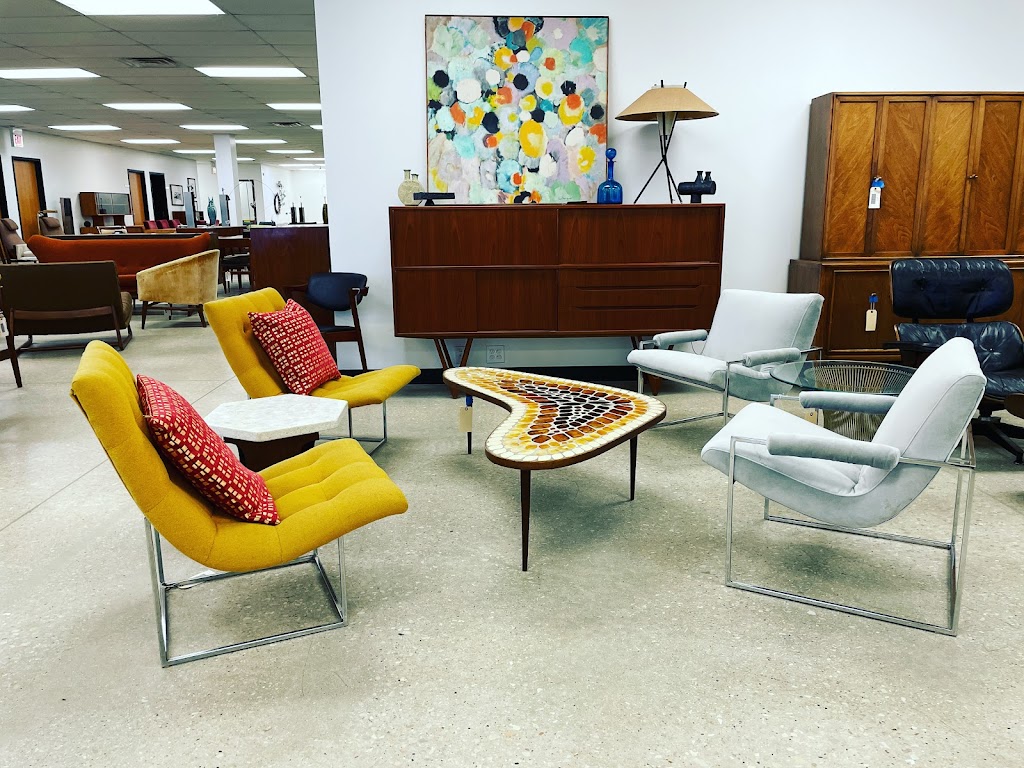 Modern Hill Furniture Warehouse | 9500 W 55th St Suite A, McCook, IL 60525, USA | Phone: (708) 497-9111