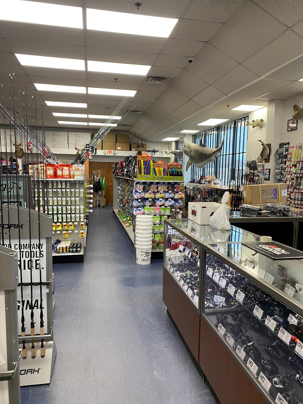 Dances Sporting Goods | 570 Southpark Blvd, Colonial Heights, VA 23834, USA | Phone: (804) 526-8399