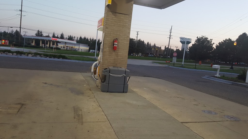Shell - gas station  | Photo 7 of 9 | Address: 37500 W 12 Mile Rd, Farmington Hills, MI 48331, USA | Phone: (248) 994-0420