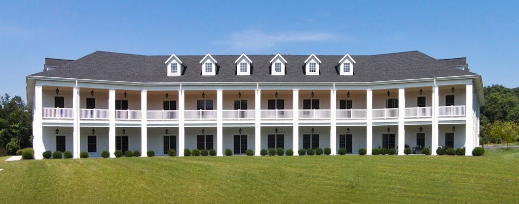 Loudon House Condominium | 6 Schuyler Rd, Loudonville, NY 12211, USA | Phone: (518) 599-0747