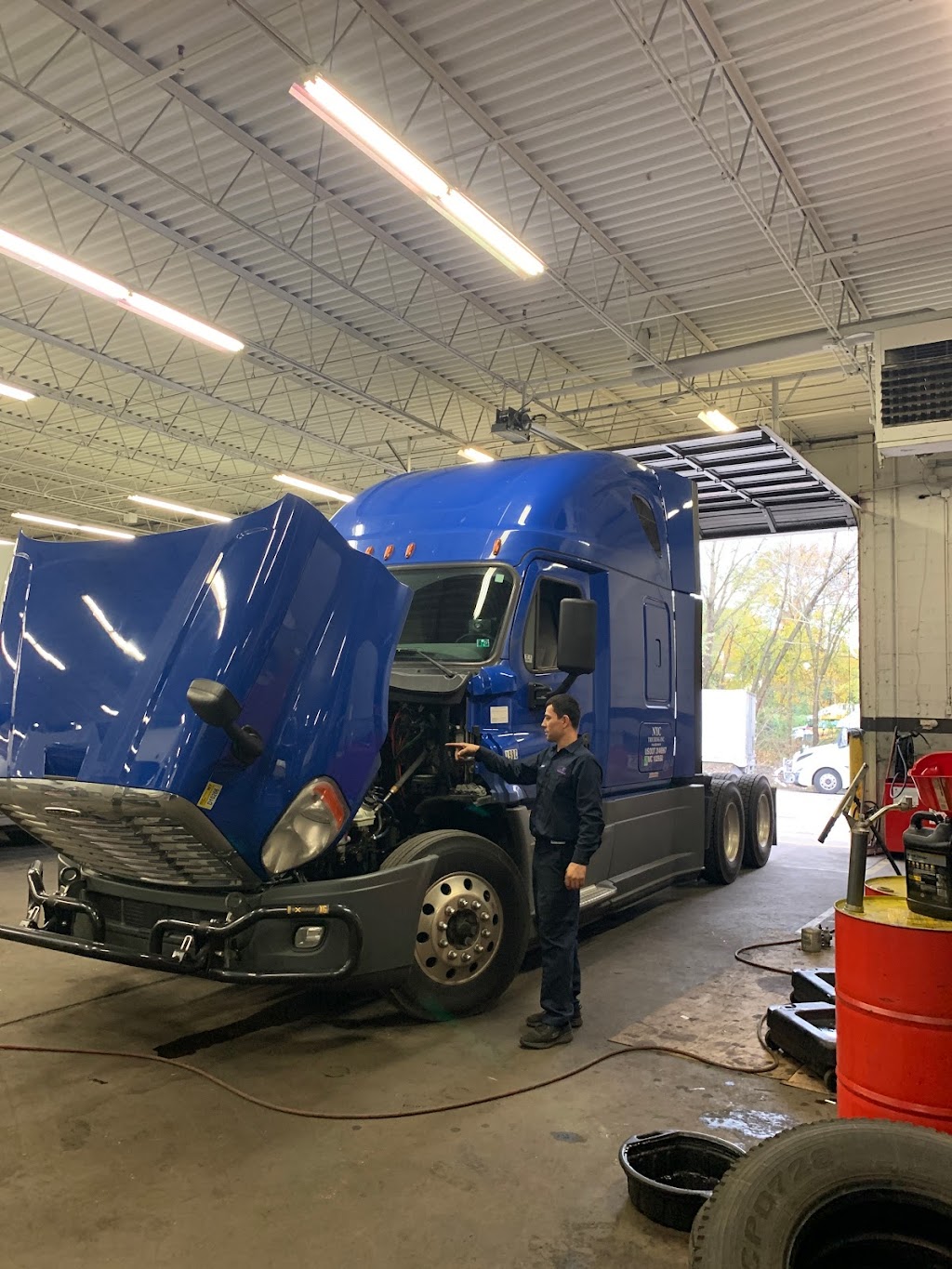 AFS WORLD TRUCK REPAIR | 3041 Marwin Rd unit A, Bensalem, PA 19020, USA | Phone: (267) 293-6666