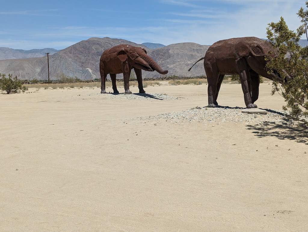 Borrego Springs Motel | 2376 Borrego Springs Rd, Borrego Springs, CA 92004, USA | Phone: (760) 767-4339