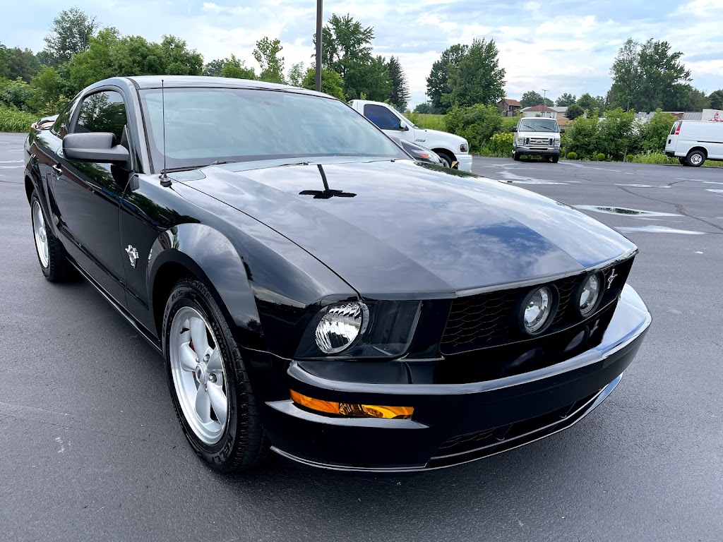 Isaacs Pre-Owned Autos | 2015 E 10th St, Jeffersonville, IN 47130, USA | Phone: (502) 751-4710