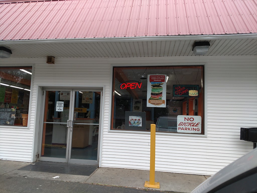 Big Dipper Ice Cream Parlor 950 Central Ave, Dunkirk, NY 14048, USA