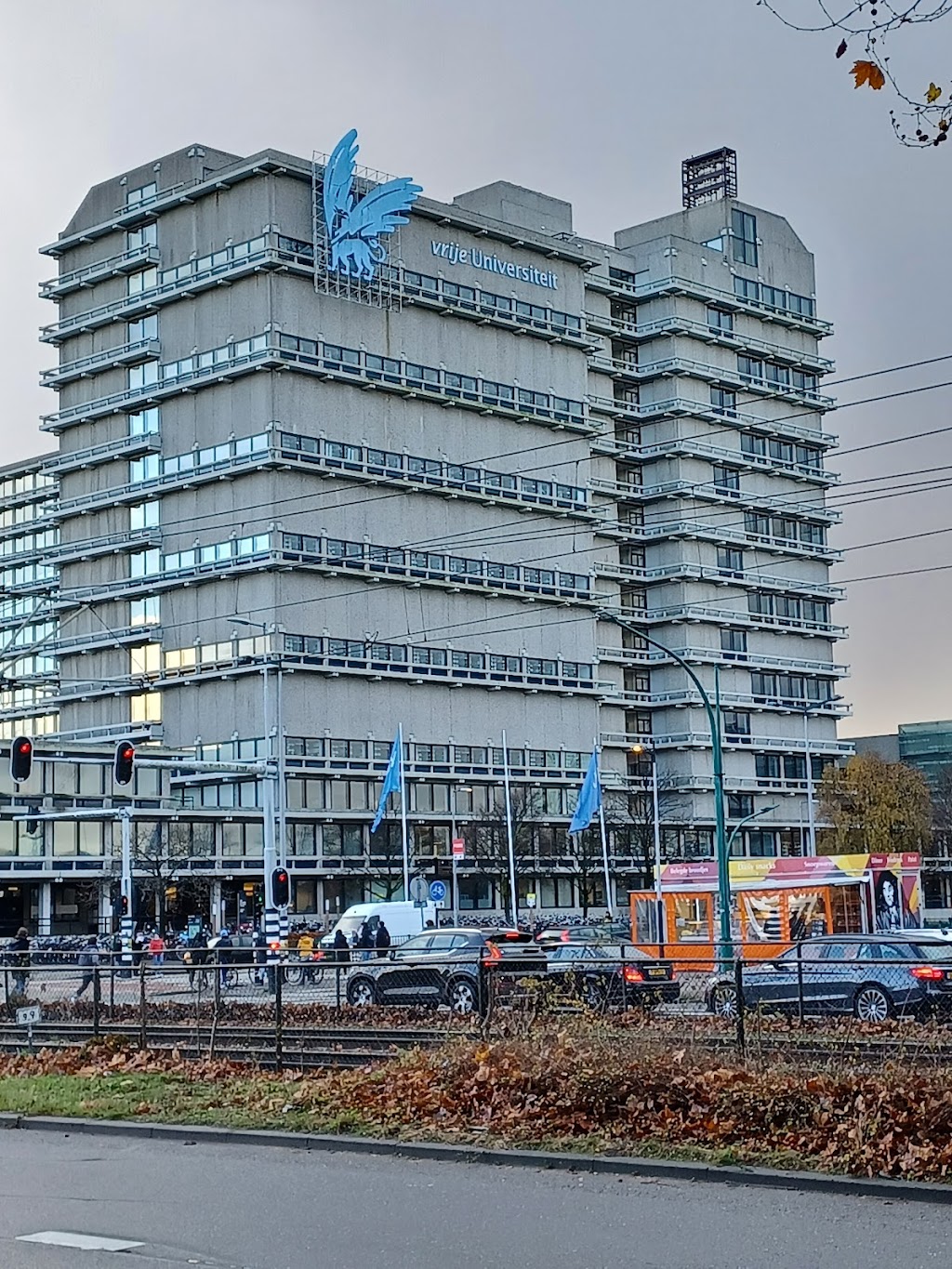 Vrije Universiteit Amsterdam | De Boelelaan 1105, 1081 HV Amsterdam, Netherlands | Phone: 020 598 9898