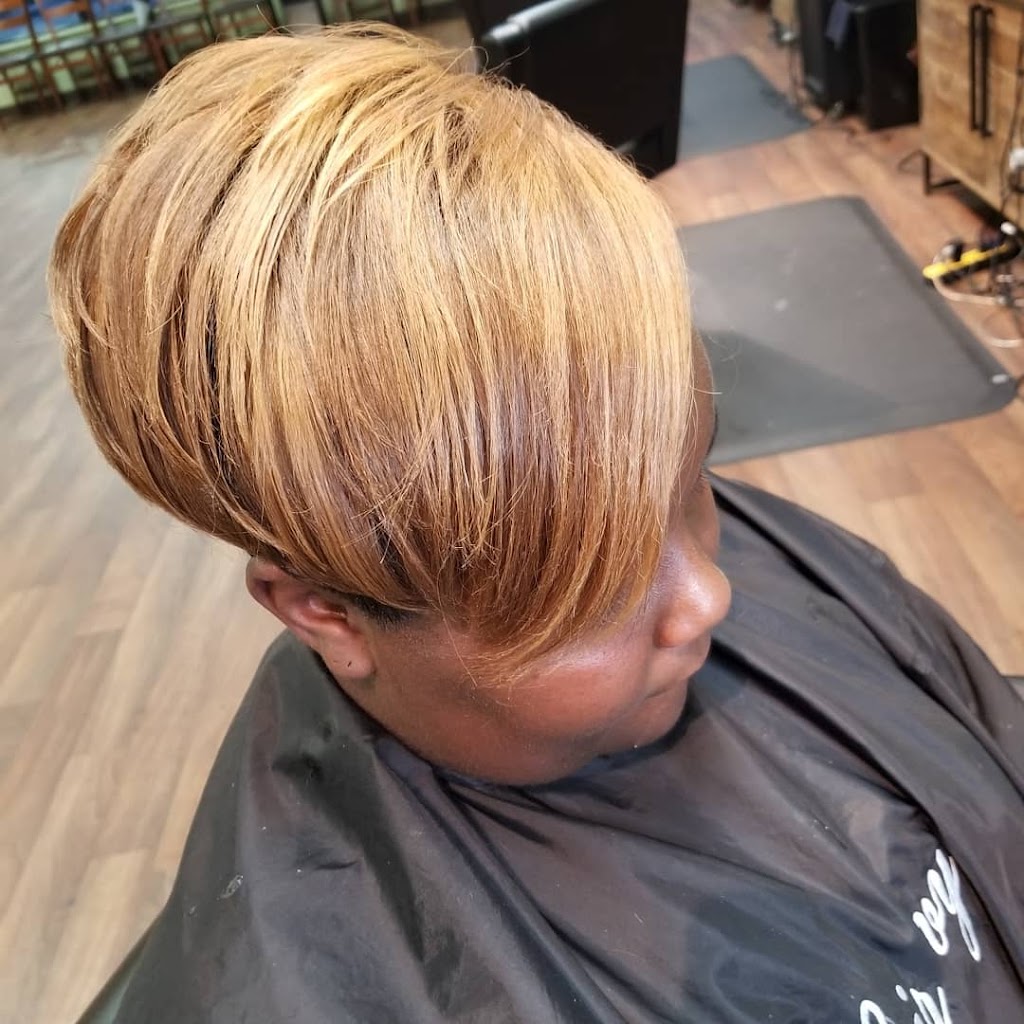 Iconz The Salon Hair Weaving | 2290 Executive Dr, Hampton, VA 23666 | Phone: (757) 329-8090