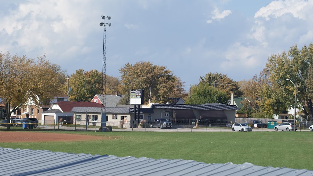 Outfield Diner | 601 Centre St #3, Belle River, ON N0R 1A0, Canada | Phone: (519) 728-9918