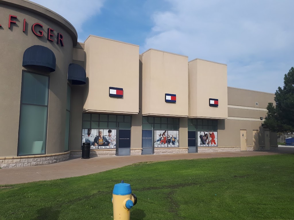 Tommy Hilfiger | 1555 Talbot Rd Unit 180, LaSalle, ON N9H 2N2, Canada | Phone: (519) 250-7922