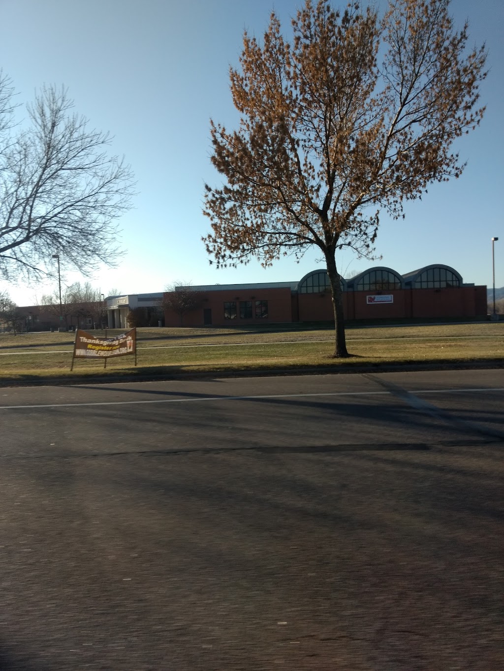 Columbine Library - Jefferson County Public Library | 7706 W Bowles Ave, Littleton, CO 80123, USA | Phone: (303) 235-5275