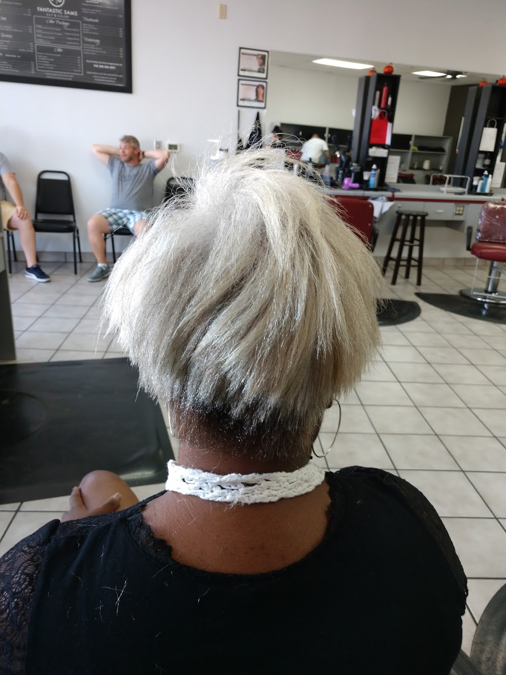 Fantastic Sams Cut & Color | 505 E Windmill Ln #1-a, Las Vegas, NV 89123, USA | Phone: (702) 270-2401