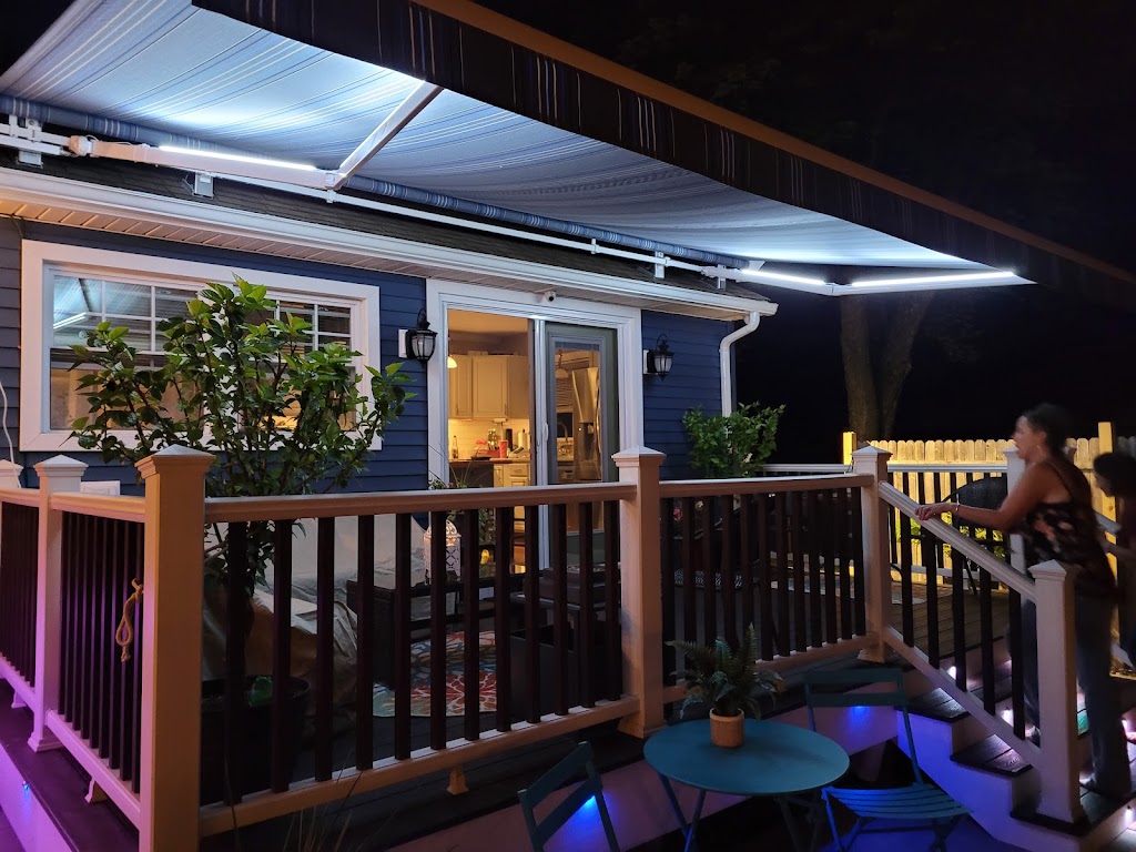 Dutchess Custom Awnings | 1075 NY-82 #7, Hopewell Junction, NY 12533, USA | Phone: (845) 226-3039