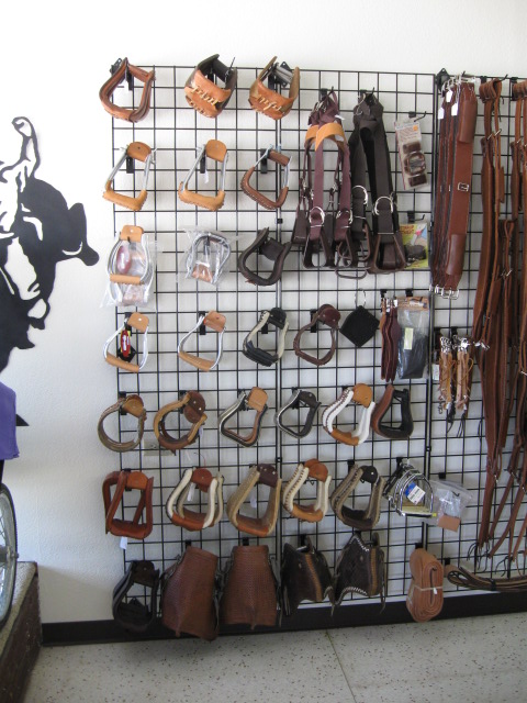 S & B Tack, LLC | 511 N Main St, Cleburne, TX 76033, USA | Phone: (817) 641-4362