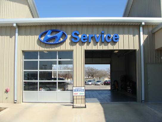 Eckert Hyundai Service Center | 4011 S Interstate 35 E, Denton, TX 76210, USA | Phone: (940) 243-6233