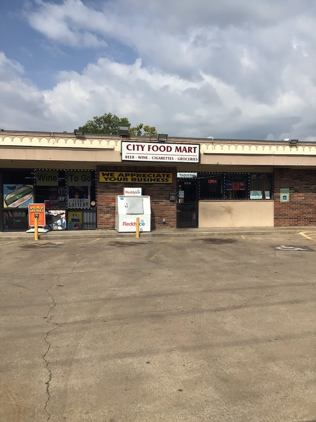 City Food Mart & Grocery | 547 Brown Trail, Hurst, TX 76053, USA | Phone: (817) 510-3618