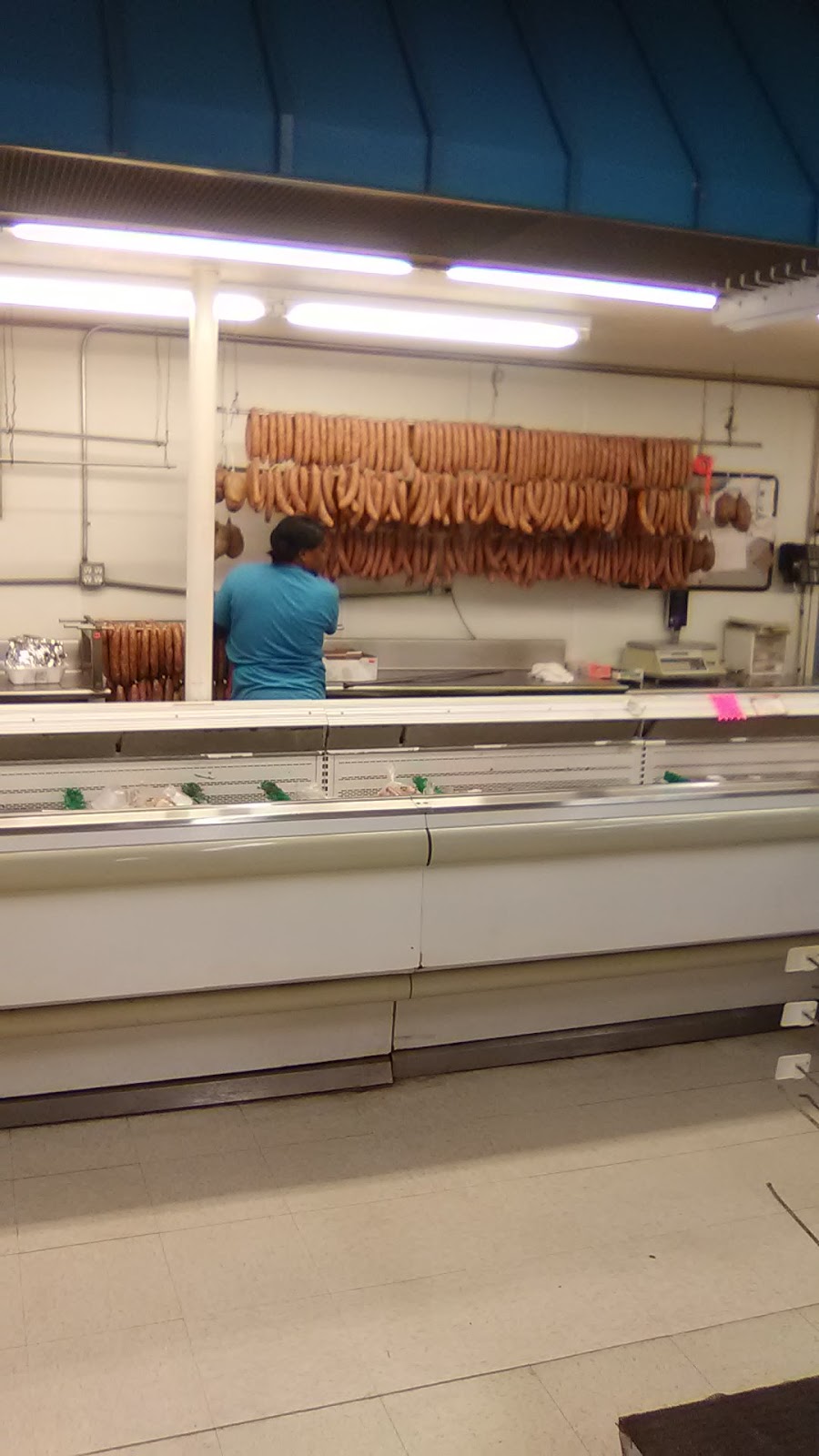 Macs General Merchandise Country Sausage & Meats | 4432 NC-242, Dunn, NC 28334 | Phone: (919) 894-3648