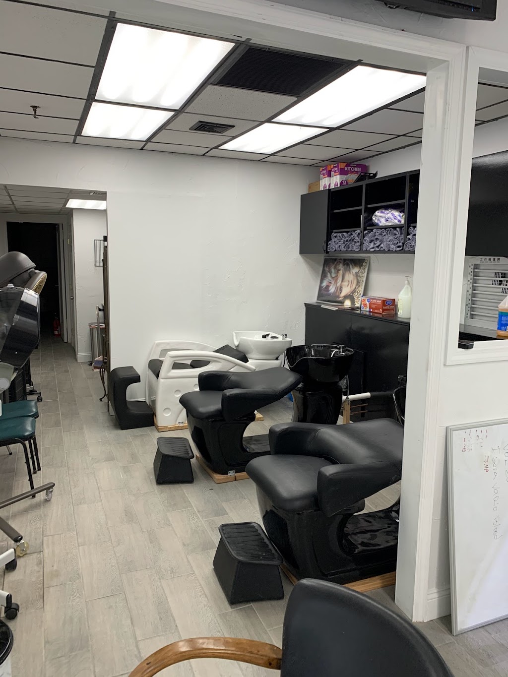 MT1 hair salon | 2827 Jerusalem Ave, North Bellmore, NY 11710, USA | Phone: (516) 962-5888