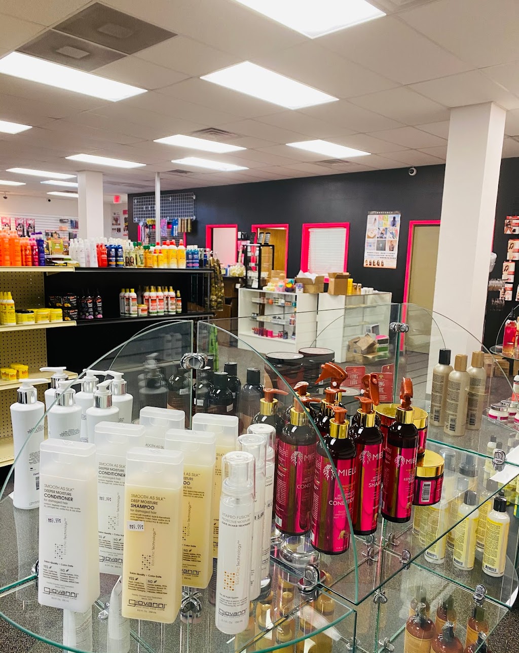 ZyAnne Beauty Supply | 2260 N Collins St, Arlington, TX 76011, USA | Phone: (682) 320-8130