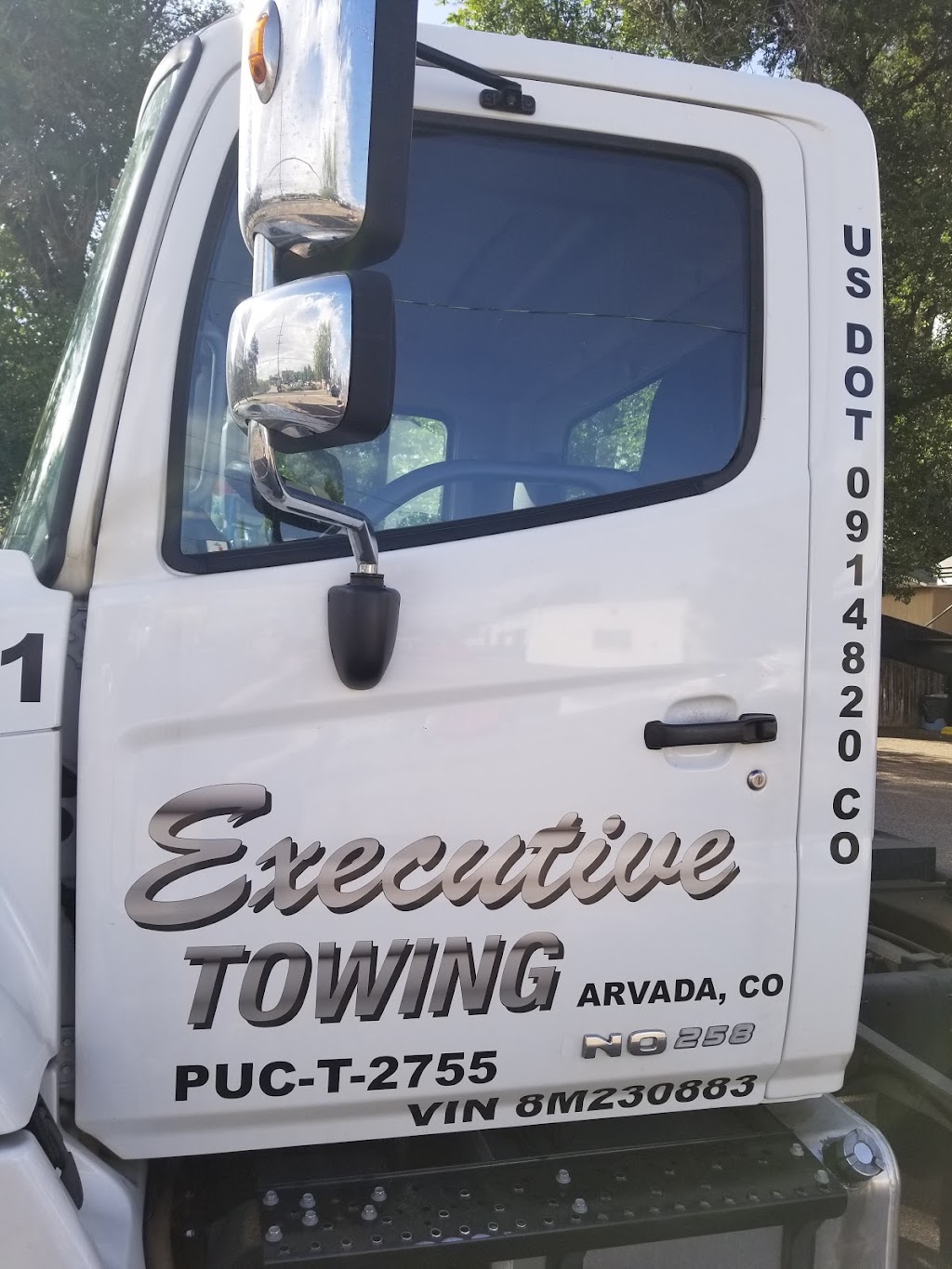 Executive Towing | 5215 Allison St, Arvada, CO 80002, USA | Phone: (303) 425-1500