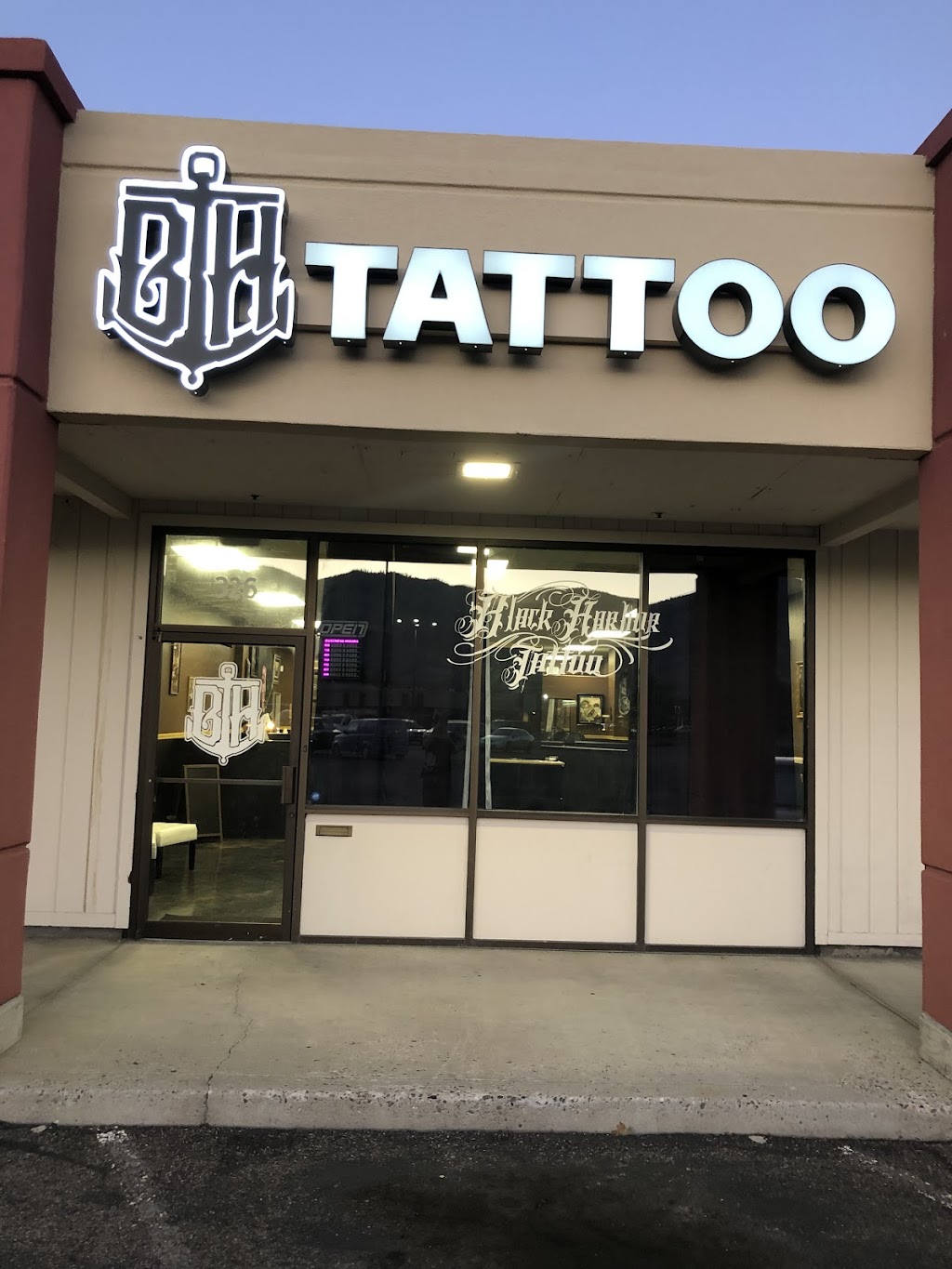 Black Harbor Tattoo | 326 E Winnie Ln, Carson City, NV 89706, USA | Phone: (775) 461-0353