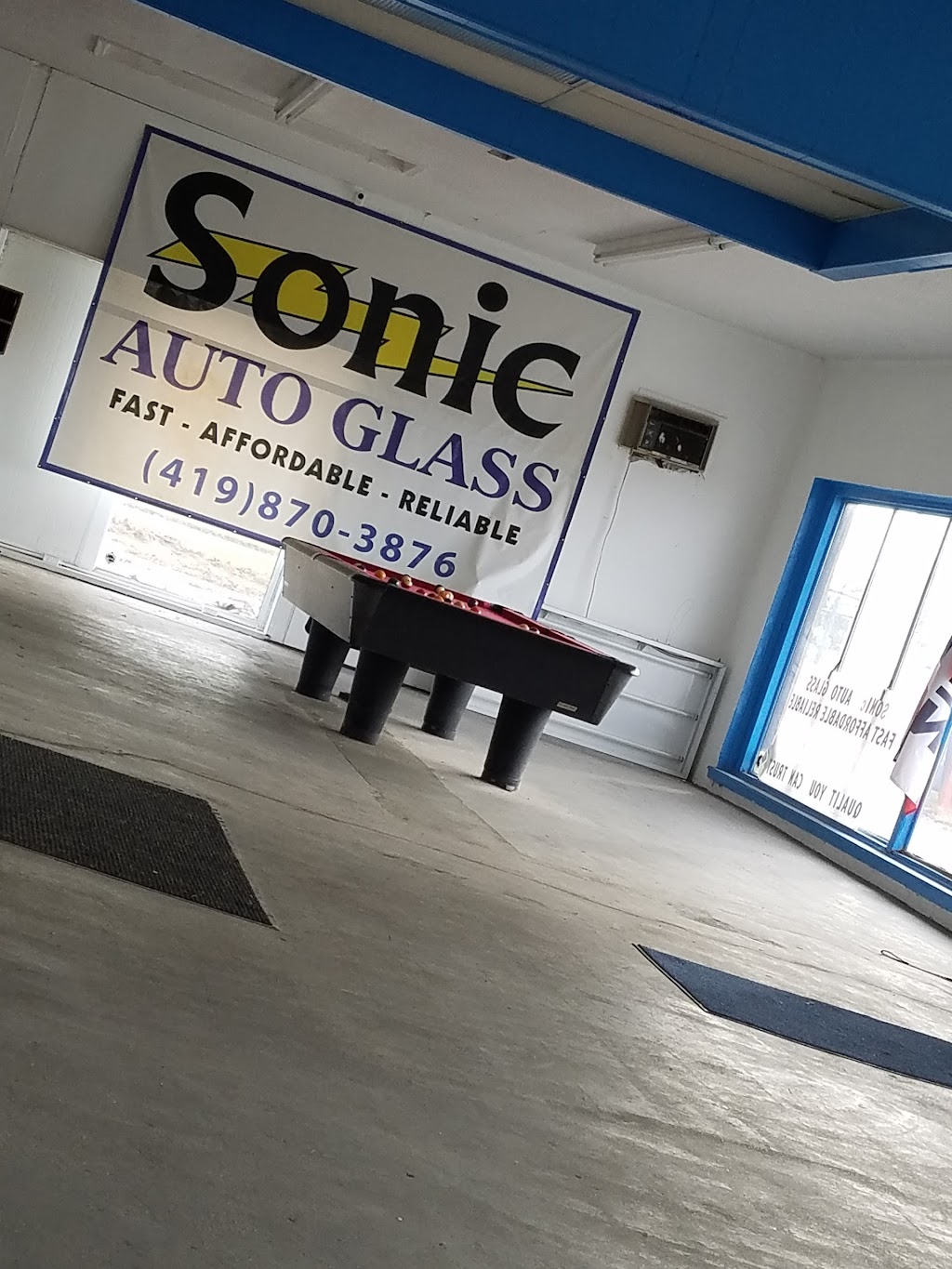 Sonic Auto Glass | 2113 W Laskey Rd, Toledo, OH 43613, USA | Phone: (419) 870-3876