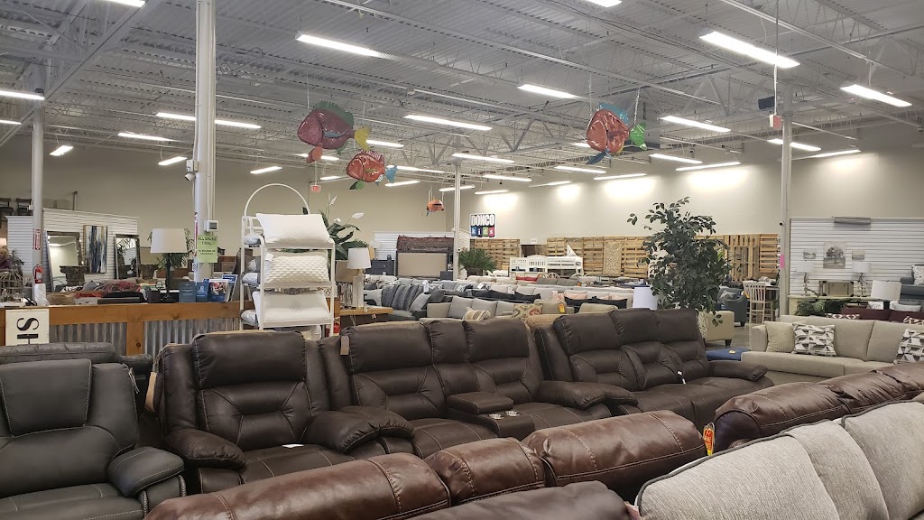 Furniture Market Warehouse | 1330 E Dixie Dr, Asheboro, NC 27203, USA | Phone: (336) 318-1098