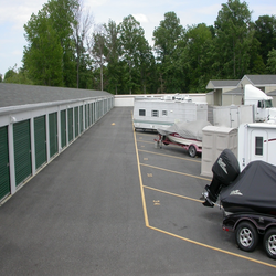 Enon Self Storage | 14511 Golden Garden Pkwy, Chester, VA 23836, USA | Phone: (804) 425-6600