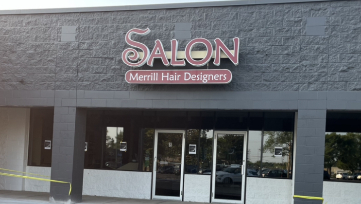 Lua Nova Salon & Spa formerly Merrill’s Salon | 3900 Vinewood Ln N #8, Plymouth, MN 55441, USA | Phone: (763) 557-0190